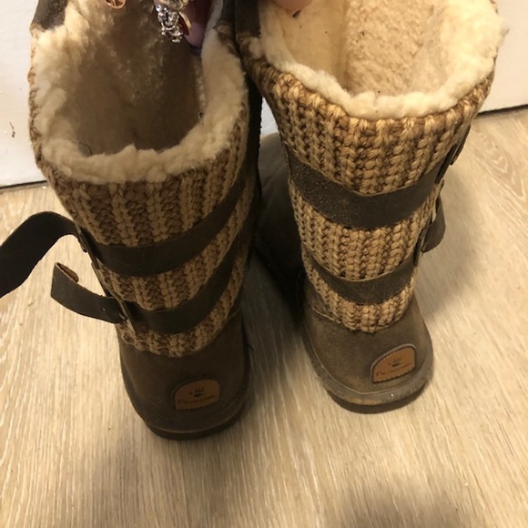 BearPaw boots size 9 perfect for winter, snow and skiing - Picture 7 of 7